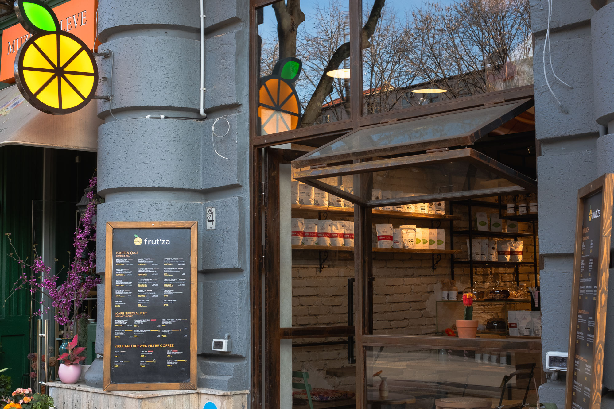 Frut'za Shallvaret location